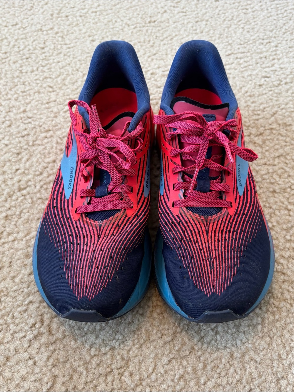 Brooks Women's Hyperion Max Blue/Pink Running Shoes Size 8.5